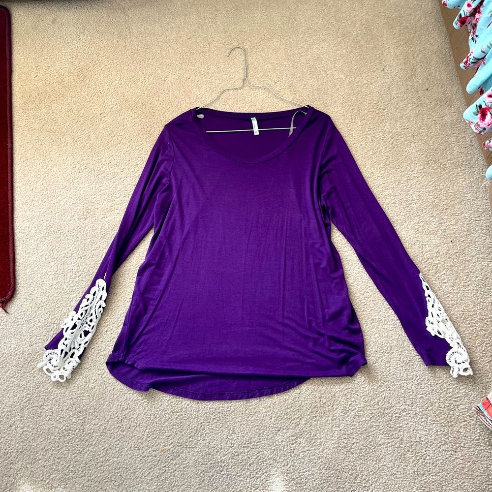 Purple Long Sleeve Shirt with Lace White Sleeve Size Medium